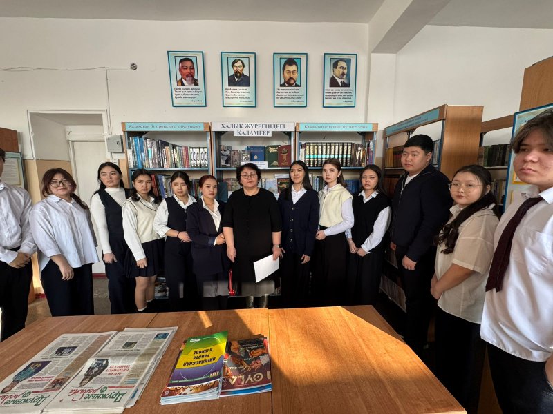 "Халық жүрегіндегі қаламгер" Ілияс Есенберлиннің туғанына 110   жыл толуына орай, жазушының өмірі мен шығармашылығынан кітап көрмесі