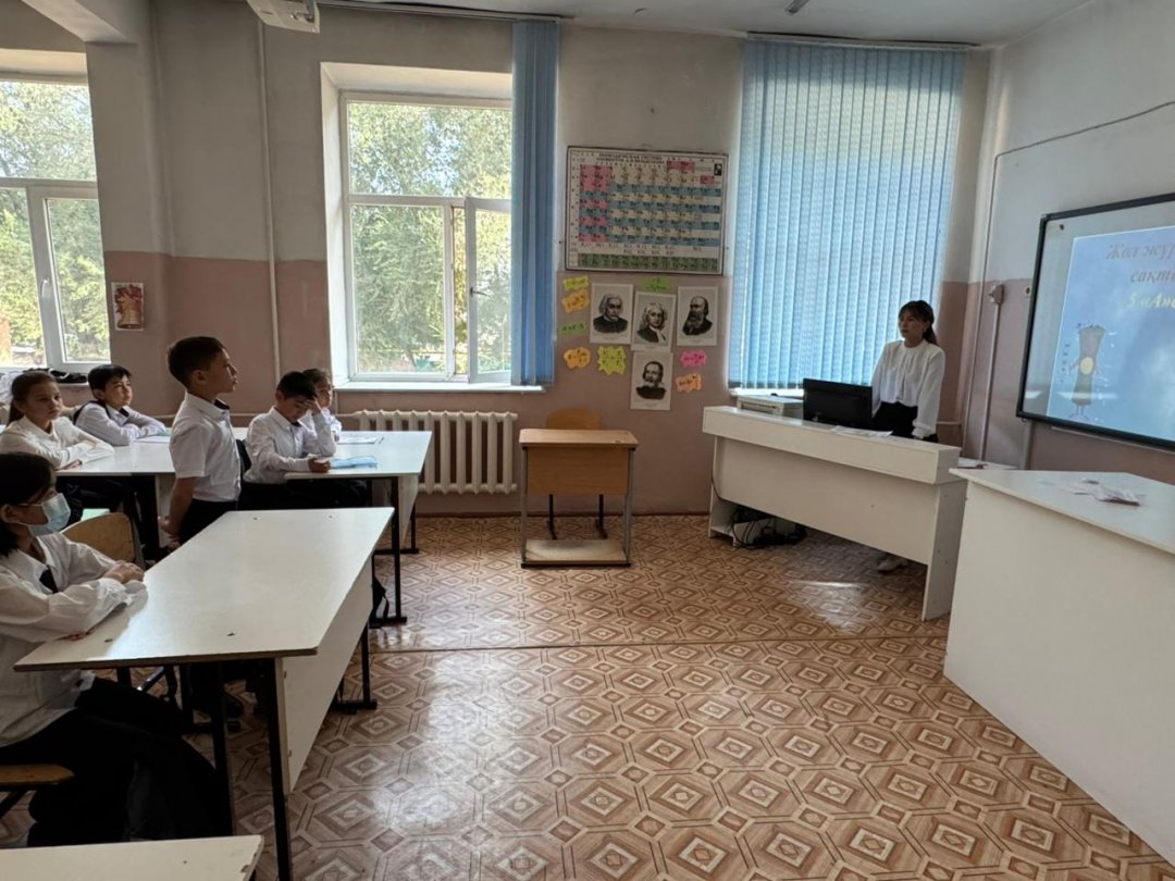 “Жолда жүру ережелері” 5-сыныптарда сынып сағаты