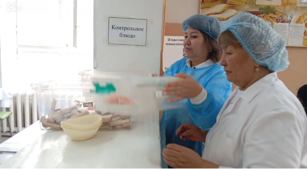 Бракеражды  комиссияның  мектеп  асханасын  тексеруі