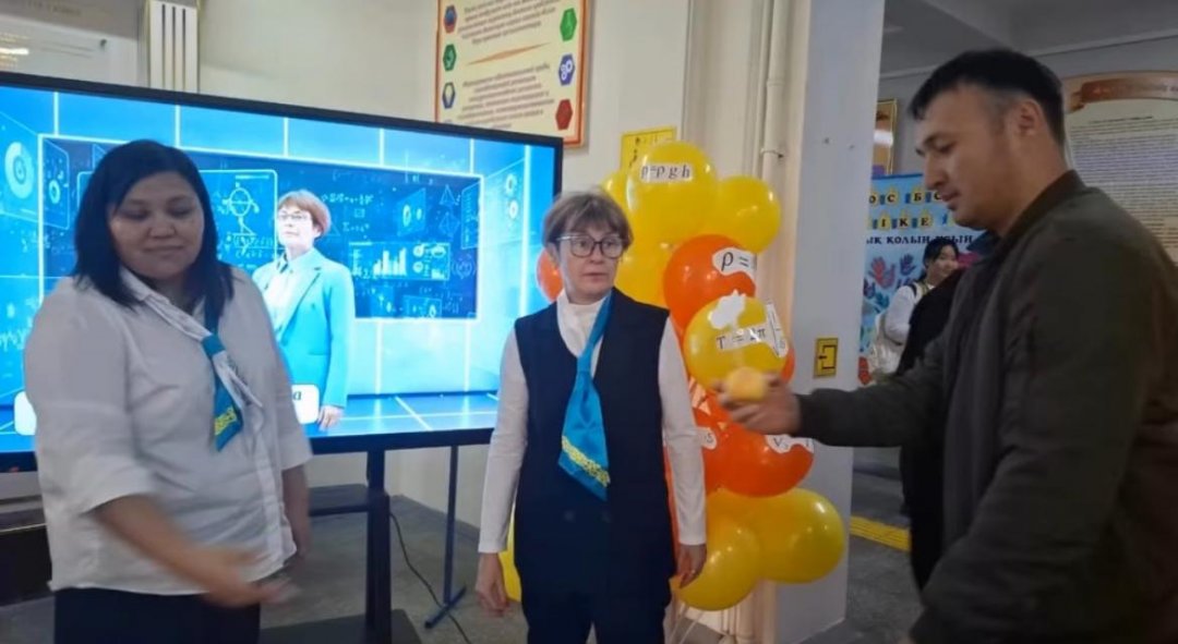 С. Сейфуллин атындағы №74 ЖББМ-де 19.11.2025 – 28.11.2025 аралығында физика, математика және информатика пәндер бірлестігінің онкүндігі өтті.