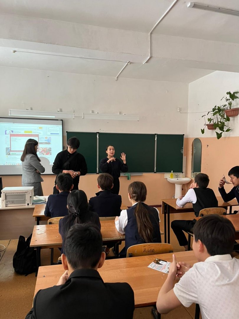 «Adilet» колледжінің өкілдерімен кездесу